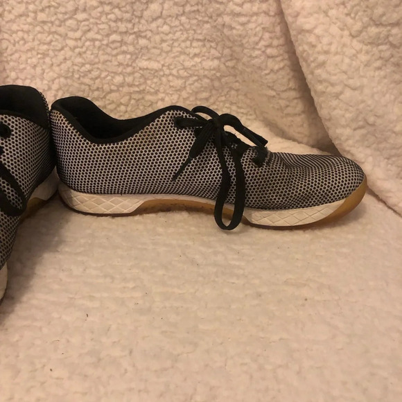 NOBULL Trainers Sneakers - Good Condition - Picture 3 of 9
